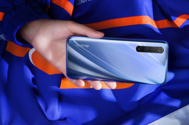 Realme X50 5G and Realme X50 5G Master Edition are launched in China.