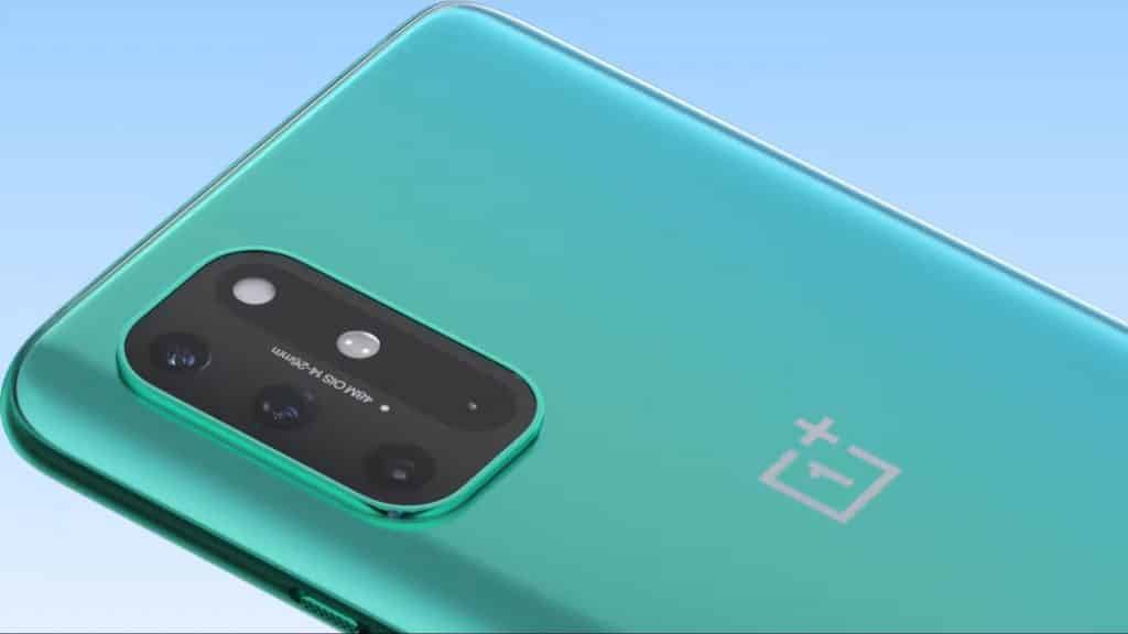 g1 1 OnePlus 8T 5G listed on JD.com in two different colour options