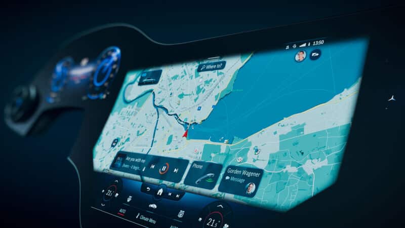 mbux hyperscreen Mercedes-Benz comes up with the MBUX Hyperscreen at CES 2021