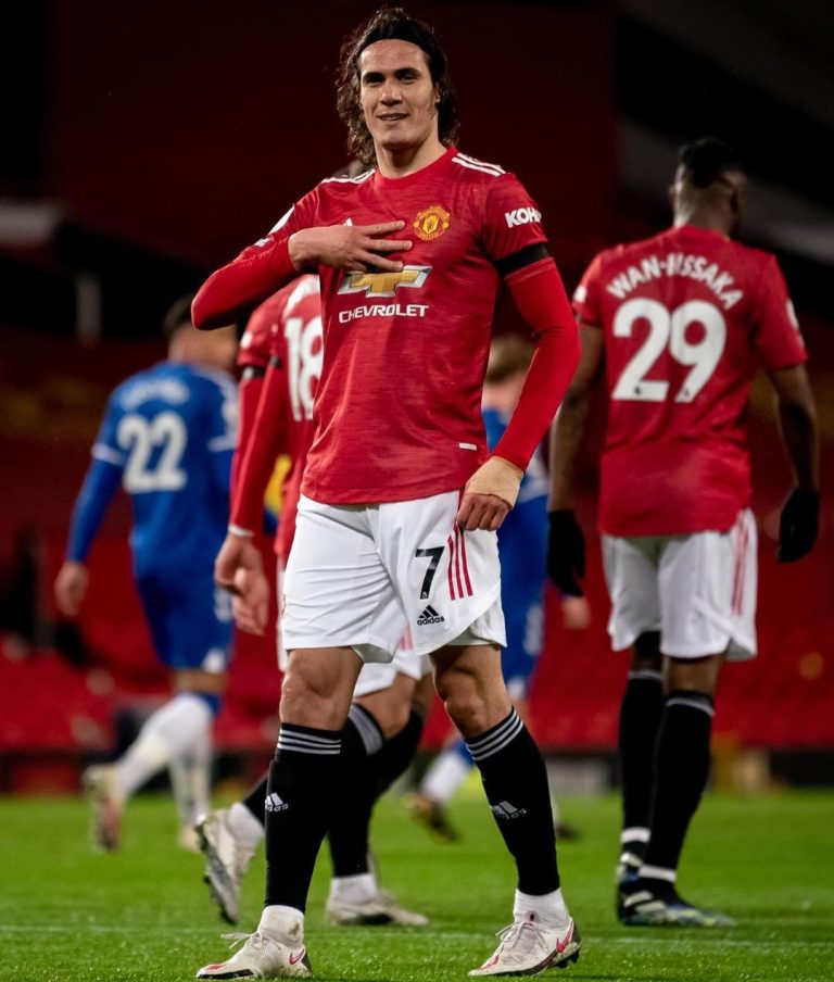 Behind the scenes of Cavani’s contract extension; De Gea Roma links false