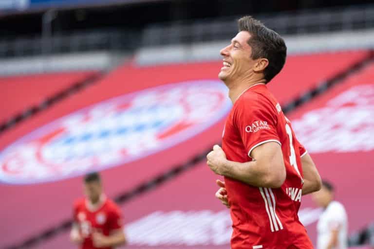 Chelsea in talks with Robert Lewandowski’s agents