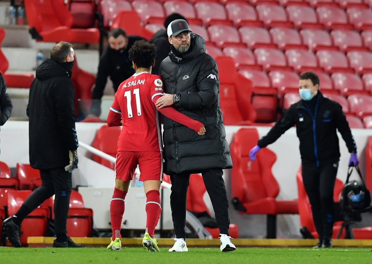 Salah’s agent sends out a tweet to send Liverpool fans anxiety