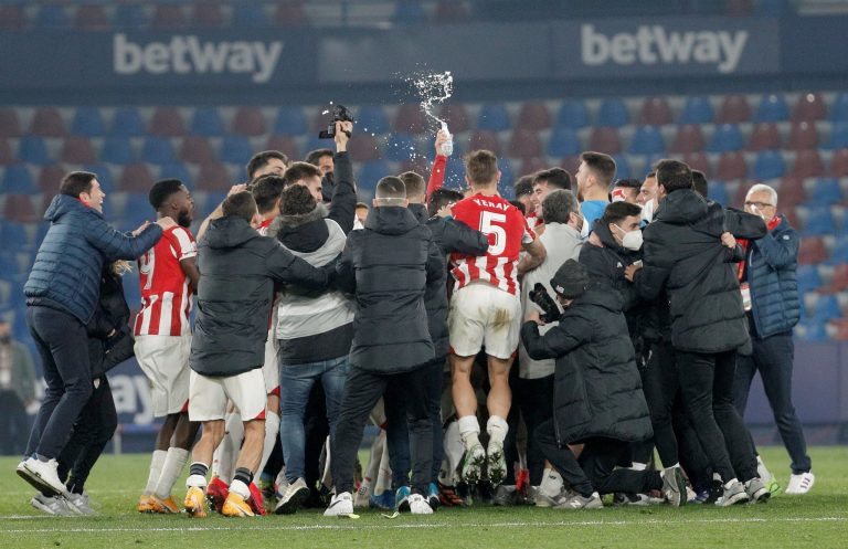 Bilbao fans clash with police in the wake of Copa del Rey finals