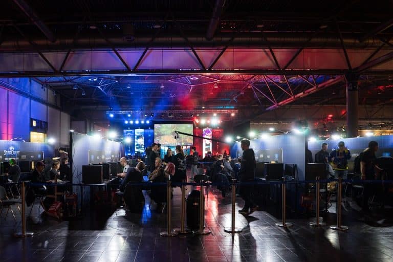 iGaming and eSports: What Are the Differences after All?