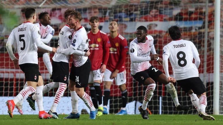 Injury time equalizer for AC Milan against Manchester United