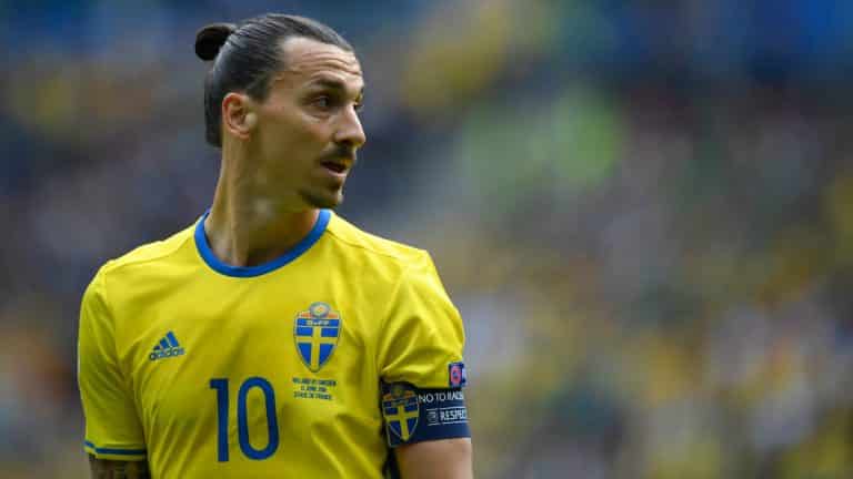 Zlatan Ibrahimovic returns to the Swedish national team