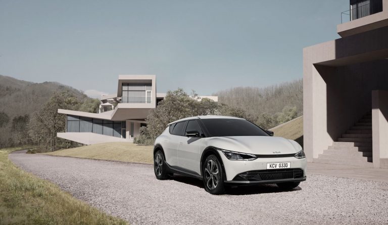 Kia Motor’s EV6 Electric Crossover debuts with over 500km of Range