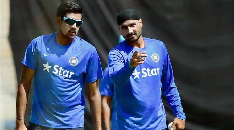 Top 10 bowlers with the most dot balls in IPL history