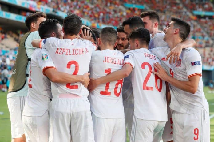Sweden win Group E, Spain finish second
