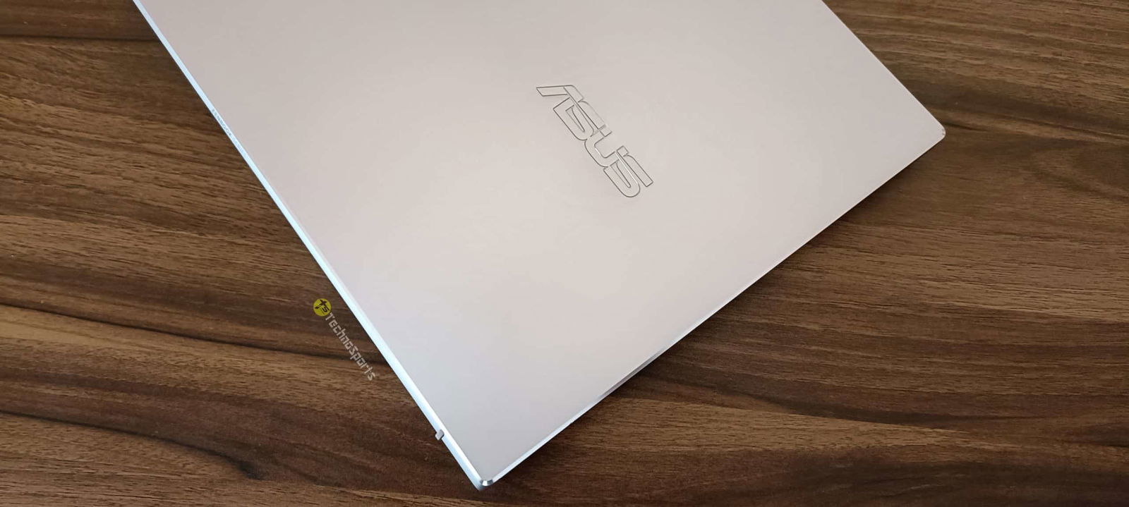 Asus Zenbook 14 Review - 22_TechnoSports.co.in