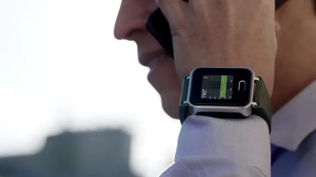 Meet the world’s first Continuous Glucose Monitoring smartwatch