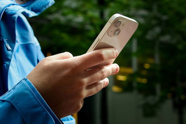 iphone 13 review dan baker 10 625x417 c n Foxconn in Tamil Nadu to stay shut for 3 additional days