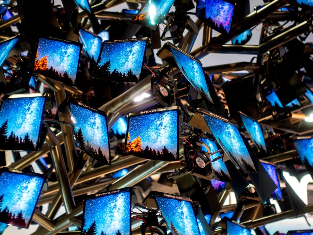 Gear CES 2022 Walk Up 1240206590 TCL showcases its Cinematic Advances and Innovation at CES 2022