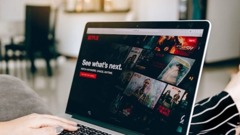 Netflix proposes a $7–$9 monthly fee for its ad-supported plan