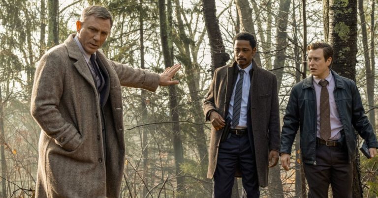 Glass Onion: Knives Out: The Mystery thriller unlocks the first look of Daniel Craig 
