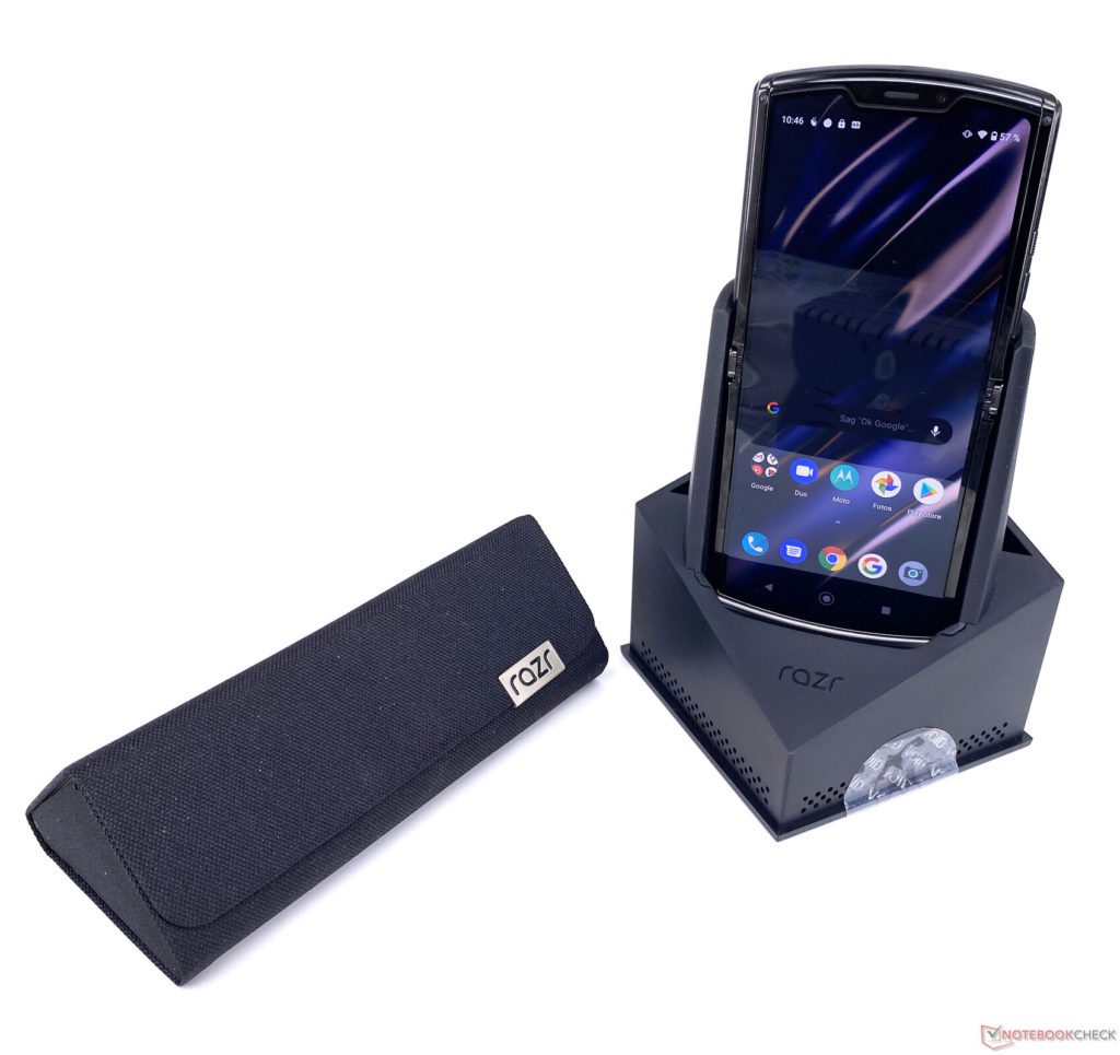 Moto Razr 2022 full design revealed