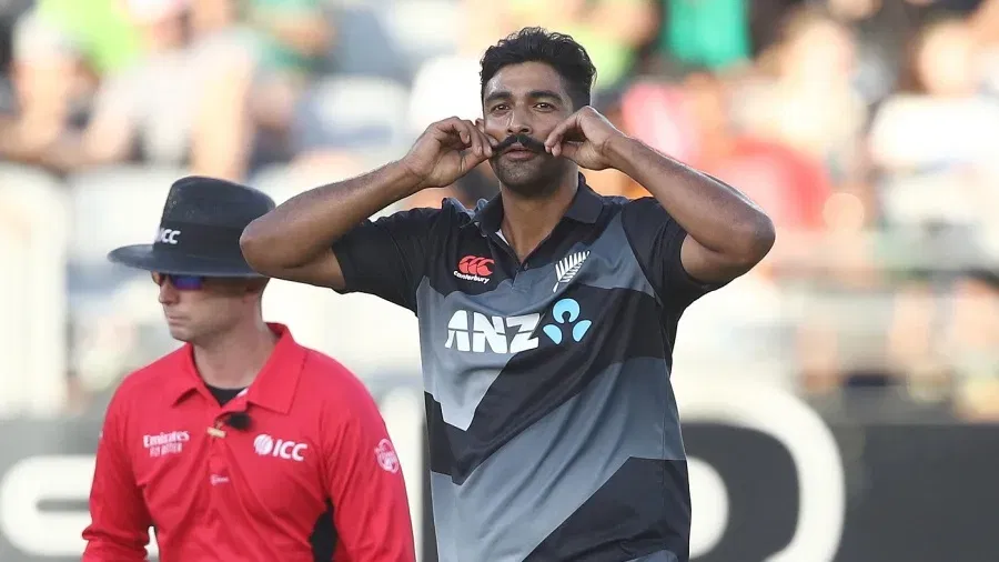 313987.15 Top 5 highest wicket-takers in T20I history