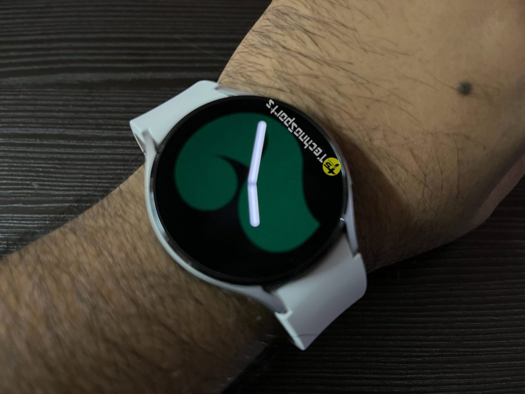 Is it worth buying the Galaxy Watch4 now for Rs.10k?