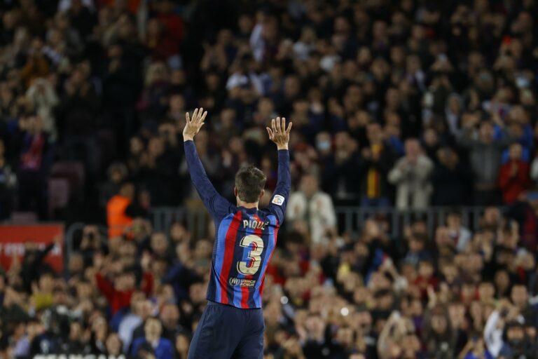 Gerard Pique sent off in the final match of his career