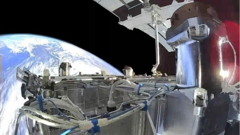 SpaceX launches Starshield, its new government-focused satellite internet service