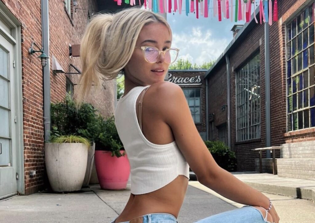 oli5 Spectacular Livvy Dunne Height, Age, Weight, Net Worth, Family in 2025