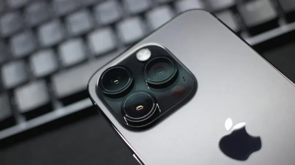 iPhone 16 Pro/Ultra