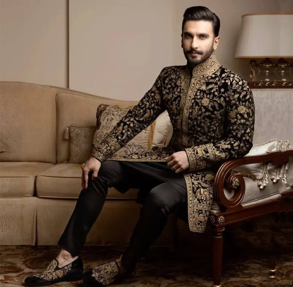 ran4 Spectacular Ranveer Singh Age, Height, Bio, Income, Net Worth, Family, and More in 2025