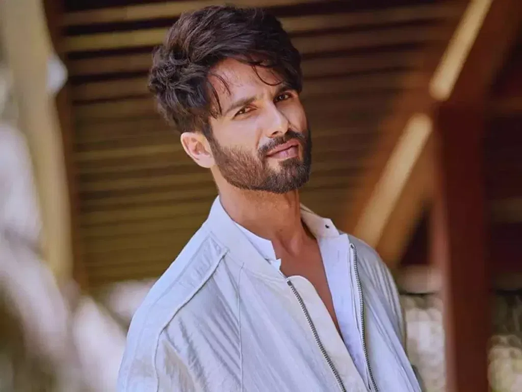 ss4 Stunning Shahid Kapoor Age, Height, Bio, Net Worth, Income, Family, and More in 2025