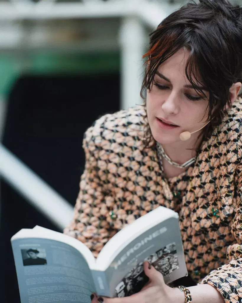 409971075 18006567374484249 3547488821319309389 n Glamorous Kristen Stewart Age, Height, Bio, Career, Income, Relationships, and Family in 2025
