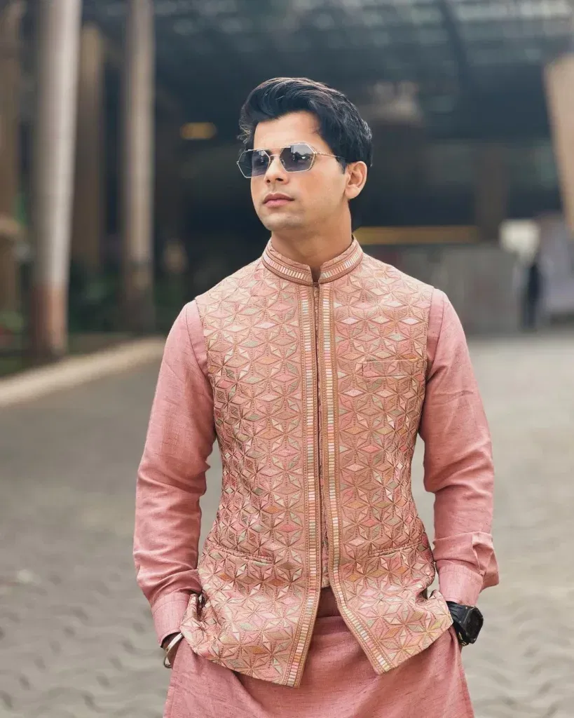 410025427 18404096632001873 2658917926976988366 n Siddharth Nigam Height, Age, Bio, Net Worth, Family, and More in 2025 