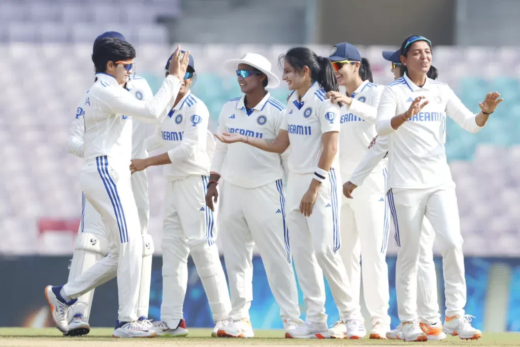 GBdJZNZbQAA2jzr IND vs ENG : India Women Make Cricket History with 347-Run Victory in IND vs ENG Women's Test!