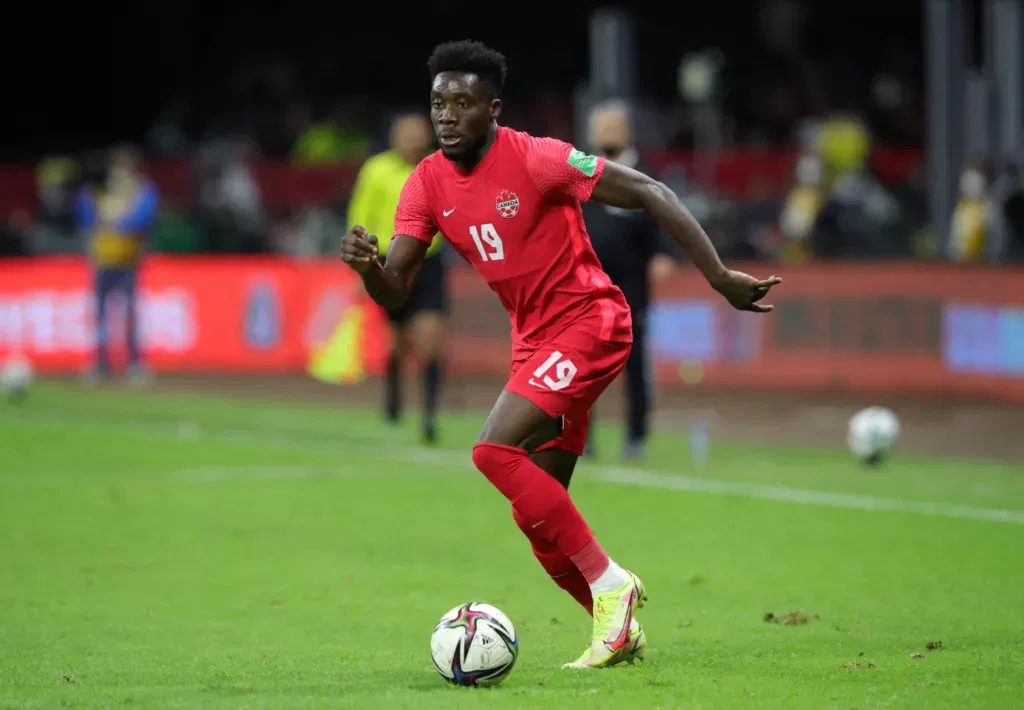 KYPFNXOKIJP7XAW2CCAKWEEC7E How can Alphonso Davies Help and Improve Real Madrid?