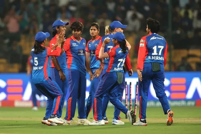 WPL 2024 – Mumbai Indians vs Delhi Capitals : Sanjana’s Last Ball Heroics Seal Thrilling Victory for Mumbai Indians