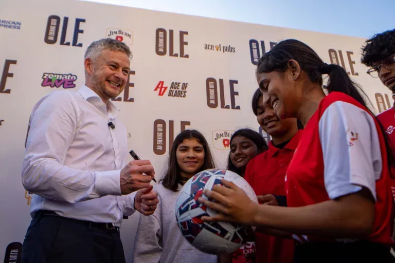 “Always play with a smile on your face” – Ole Gunnar Solskjaer advises football enthusiasts of OSCAR Foundation in Mumbai