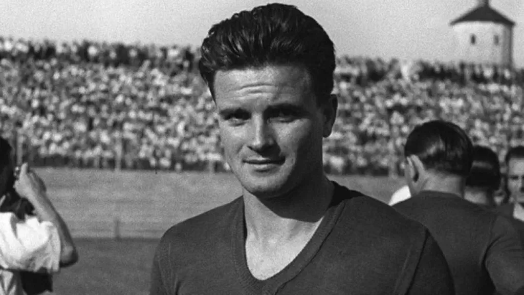 deakferenc The Top 10 Highest Goalscorers in Football of All Time