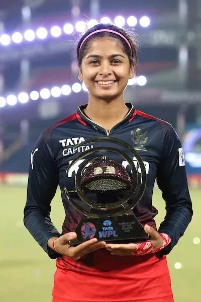 image 38 38 jpg WPL 2024 Awards: Celebrating Champions from Ellyse Perry to Shafali Verma