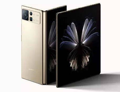 image 42 83 jpg Xiaomi's Upcoming Flip Phone: Slim Bezels and High-End Hardware in Store
