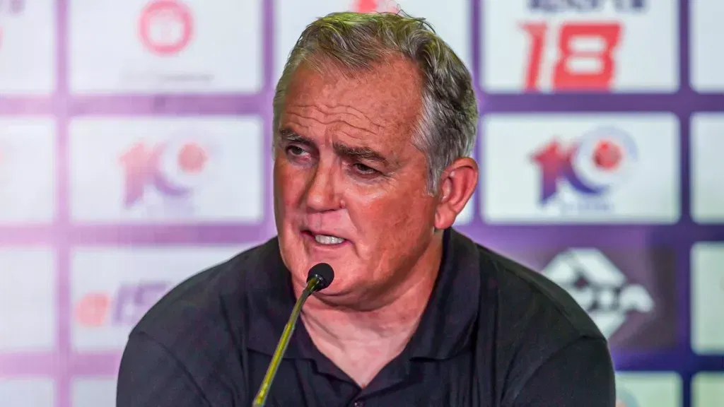 Chennaiyin FC Coach Owen Coyle Image Credits ISL Chennaiyin FC Set to Complete The Signing of Midfielder Jitendra Singh on a 2-Year Deal