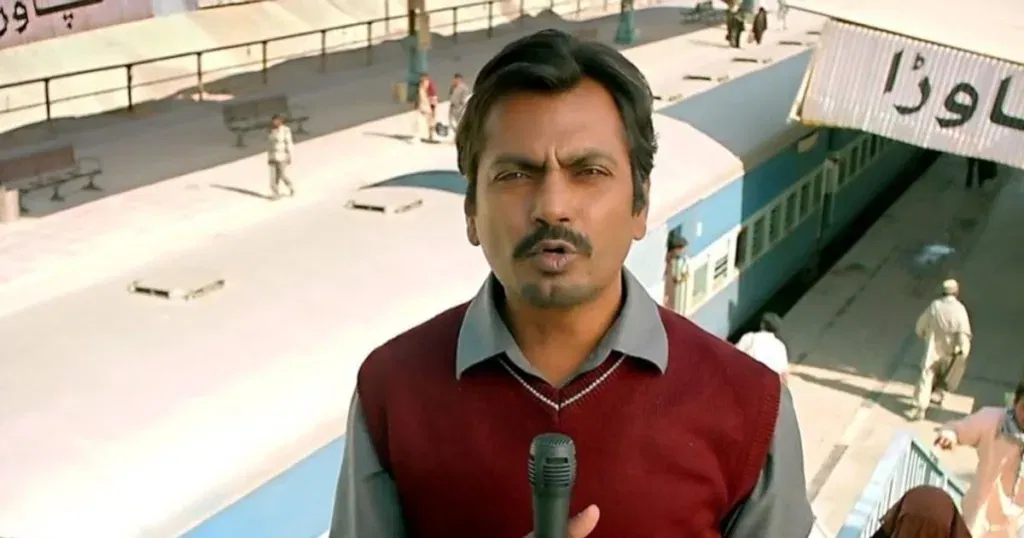 Nawazuddin Siddiqui as Chand Nawab in Bajrangi Bhaijaan Image Credits ScoopWhoop Top 9 Most Iconic Supporting Roles in Bollywood Movies That Won Everyone's Hearts