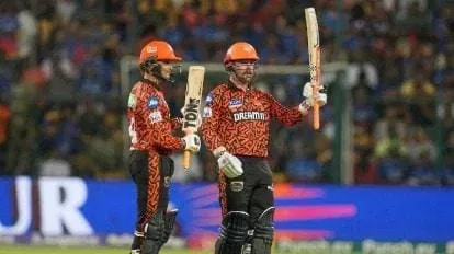 Top 5 Teams with the Most Sixes Hit in an IPL Innings