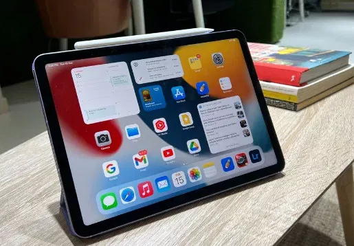 image 16 165 jpg Disappointing News for Apple Fans: Next iPad Air Set to Stick with LCD Display