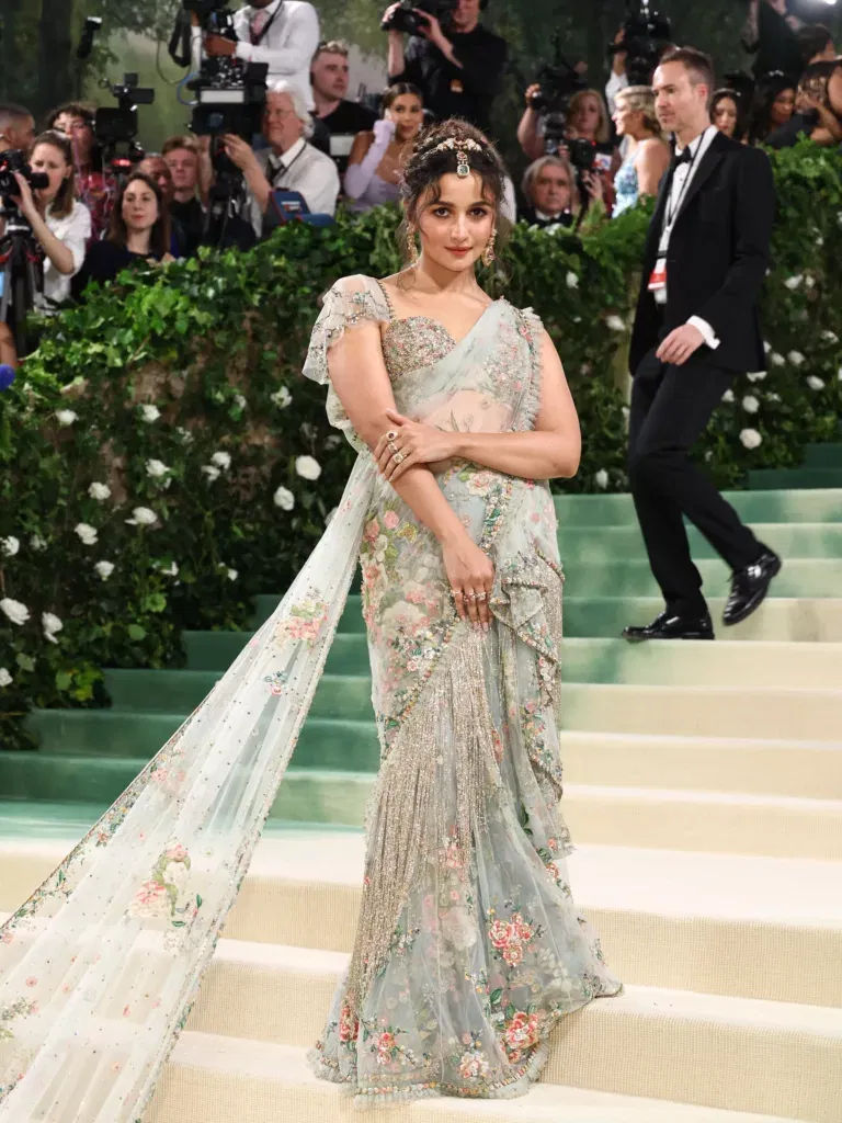 What is the Celebrity ‘Blockout’ Over the Israel-Gaza War? Alia Bhatt and Virat Kohli Among Those Involved