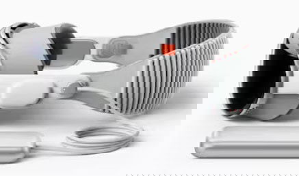 image 21 297 Apple Explores Lower-Resolution Displays for Budget Vision Pro Headset: A Cost-Cutting Move