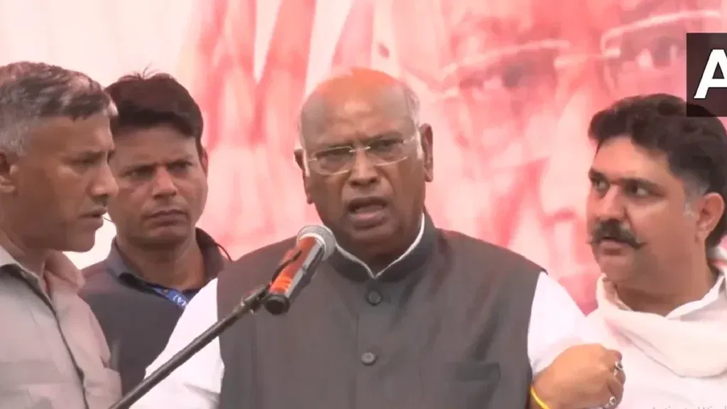 maal Mallikarjun Kharge during a rally in Kathua: "Will not pass away until PM Modi is removed from office"