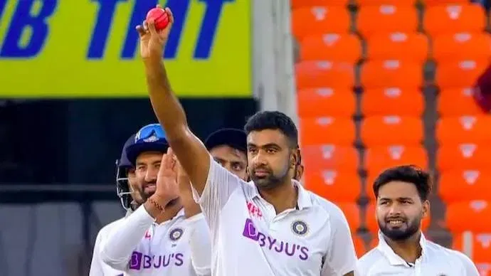 Ravichandran Ashwin1 Top 5 Indian Bowlers with Most Wickets in Pink Ball Tests