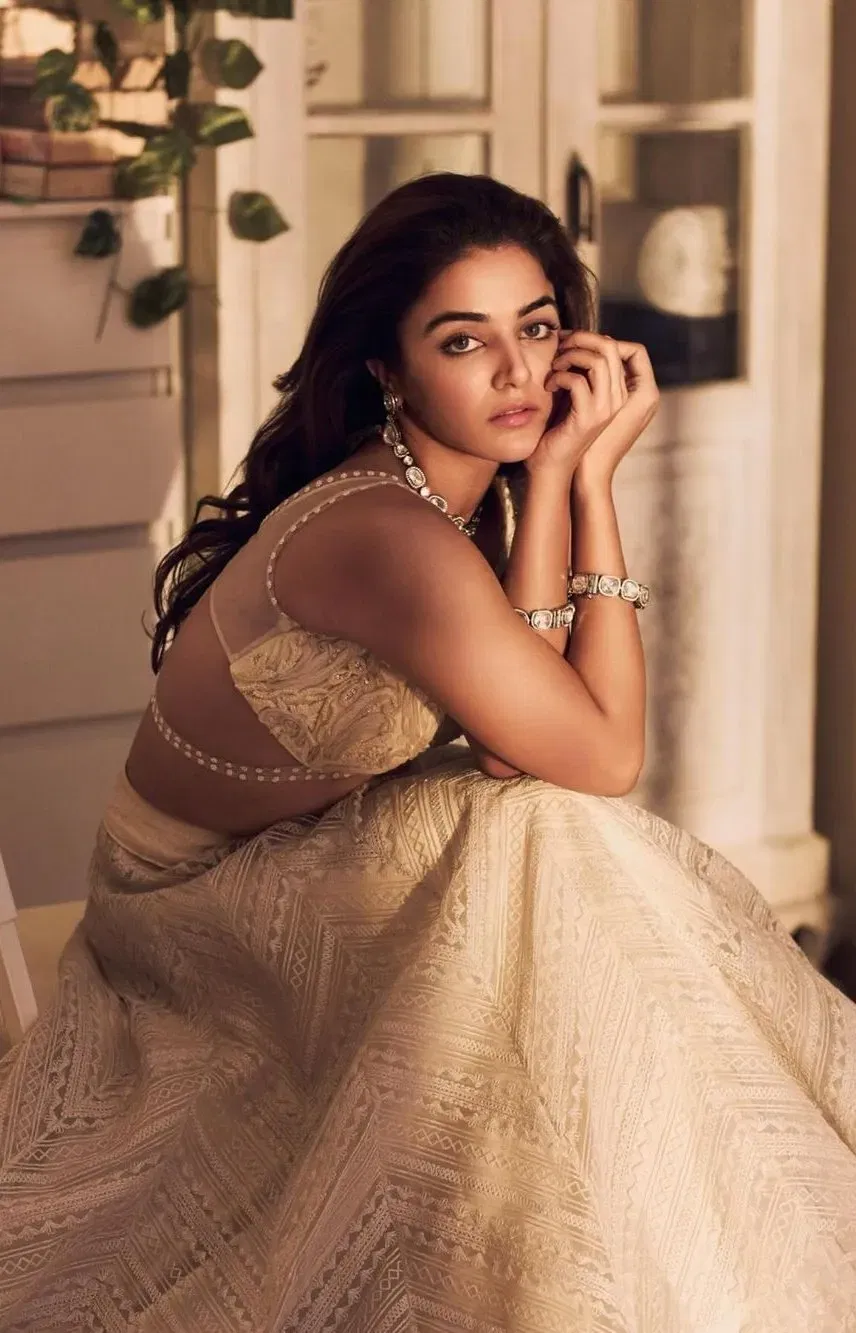 Wamiqa Gabbi Hot Photos