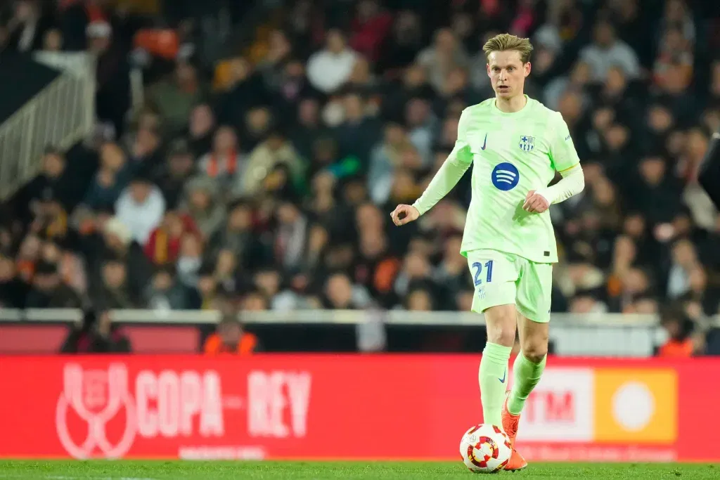 Frenkie de Jong Barcelona’s Shirt Sales Unveil Fan Favorites: Young Star, Veteran Leader, and a Legendary Surprise