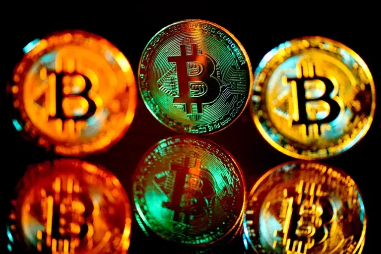 How to Invest in Crypto Safely: Navigating the Digital Gold Rush