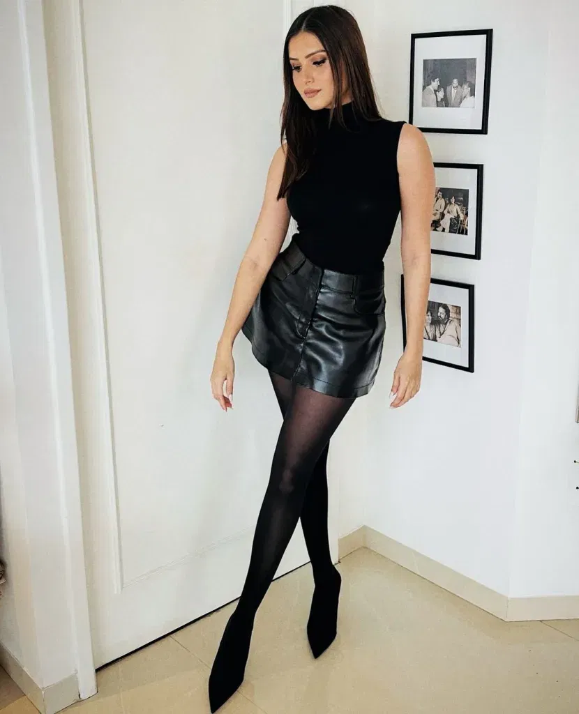 453842817 801286472029690 6125031859884903003 n Fabulous Tara Sutaria Hot Photos: A Visual Symphony of Style and Sophistication