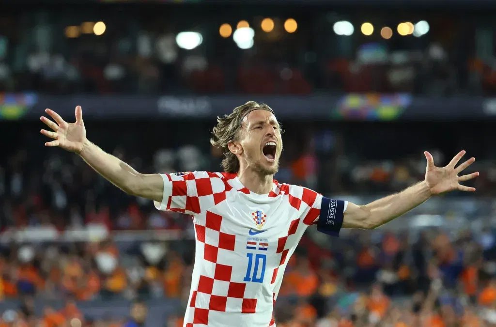 Luka Modric For Croatia 1 Luka Modrić Determined to Stay at Real Madrid for 1 More Season